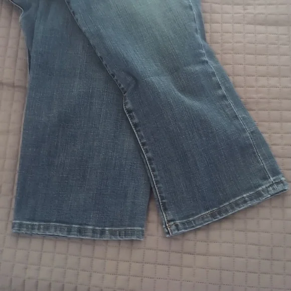 Lucky 30x34 221 Straight Jeans - Picture 8 of 10